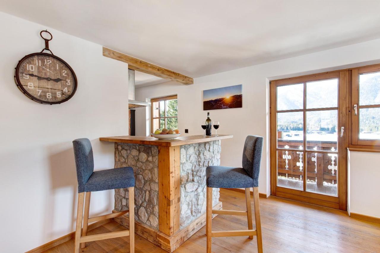 Ferienwohnung Riesserbaur ガルミッシュ・パルテンキルヒェン エクステリア 写真